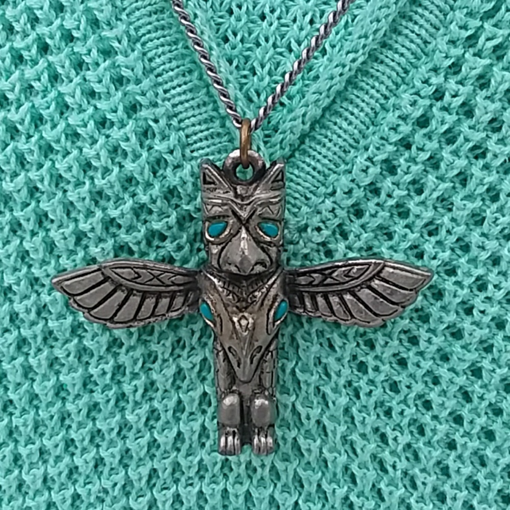 INDIAN JEWELRY TOTEM POLE PENDANT NECKLACE WITH 24" CHAIN NWOT